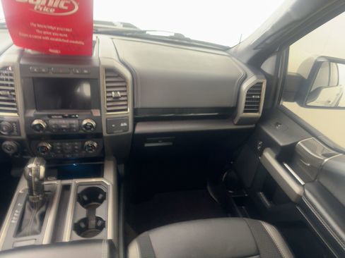 Used 2020 Ford F150 Raptor w/ Equipment Group 802A Luxury image 27
