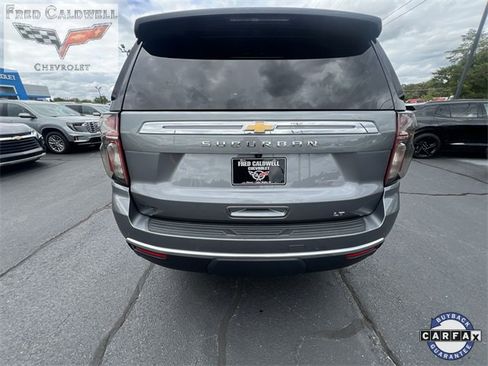 Used 2021 Chevrolet Suburban LT w/ LT Signature Package image 32