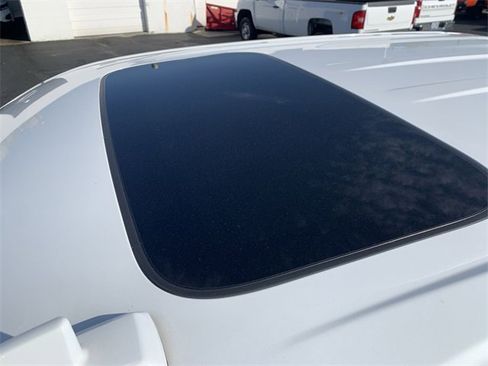 Certified 2019 Chevrolet Silverado 1500 LTZ w/ LTZ Premium Package image 19