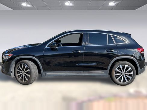 Used 2023 Mercedes-Benz GLA 250 4MATIC image 2