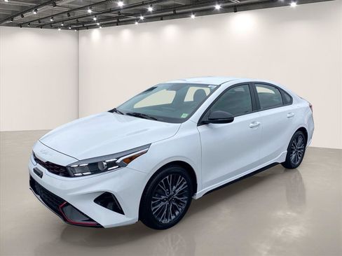 Used 2023 Kia Forte GT-Line FWD image 4