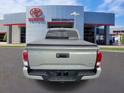 Used 2023 Toyota Tacoma TRD Sport image 7