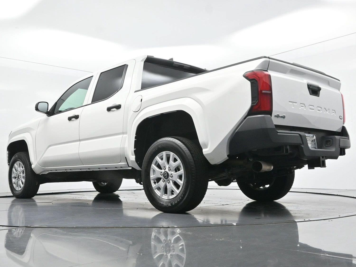 Used 2024 Toyota Tacoma SR AWD/4WD image 49