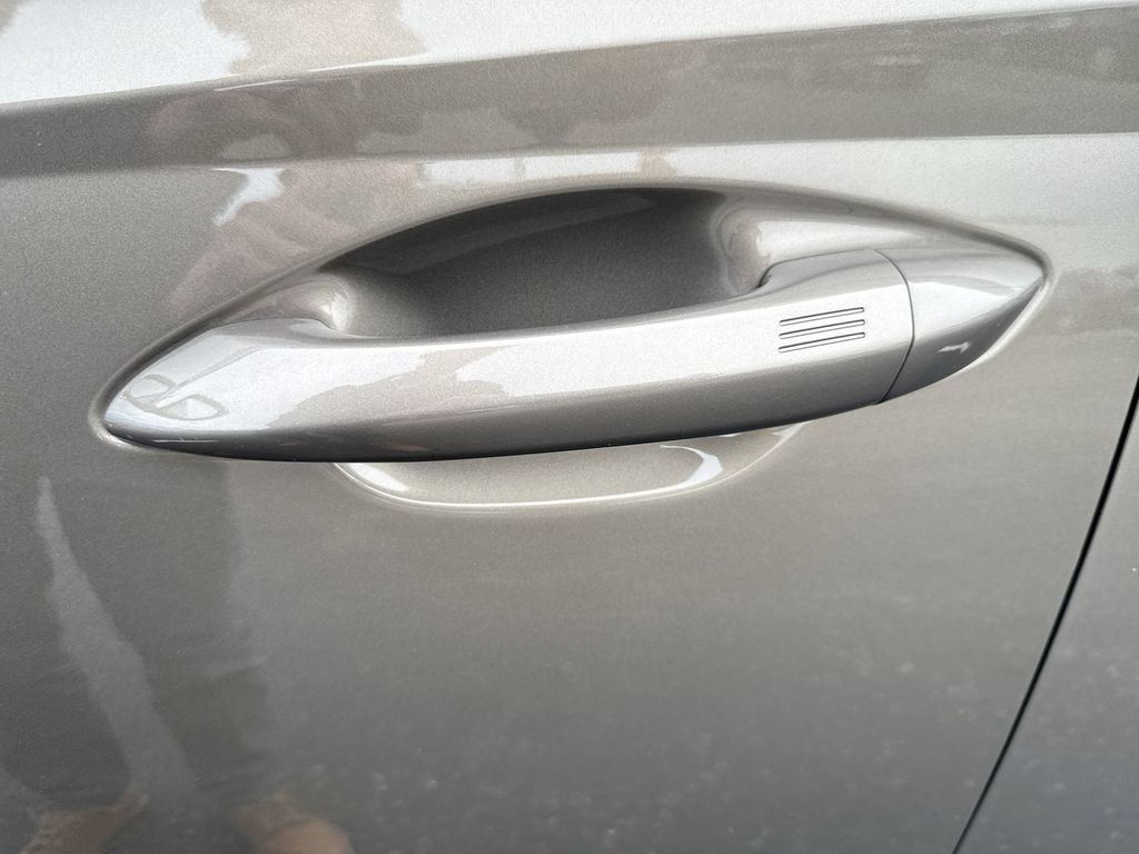 Certified 2025 Hyundai Tucson Blue AWD/4WD image 12