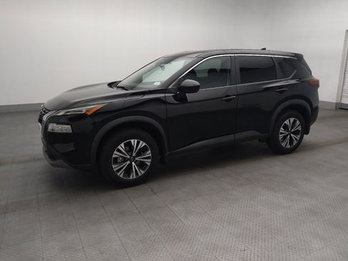 Used 2023 Nissan Rogue SV FWD image 2