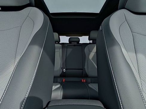 New 2026 Volkswagen Tiguan SE R-Line FWD image 27