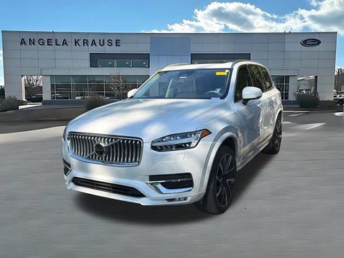 Used 2023 Volvo XC90 B6 Plus w/ Protection Package AWD/4WD image 3