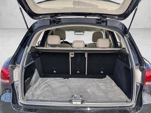 Used 2020 Mercedes-Benz GLC 300 4MATIC image 6