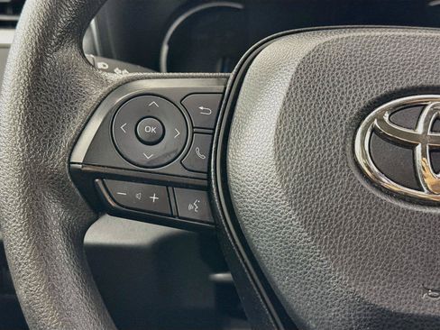 Certified 2025 Toyota RAV4 LE AWD/4WD image 17