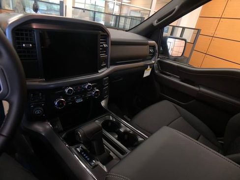 New 2025 Ford F150 XLT w/ Equipment Group 301A Standard image 19