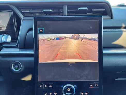 Used 2025 GMC Terrain Elevation image 18