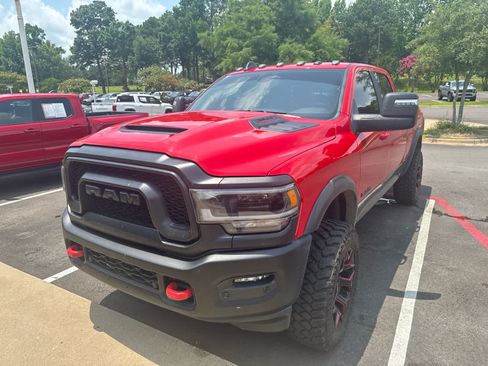 Used 2024 RAM 2500 Rebel AWD/4WD image 2
