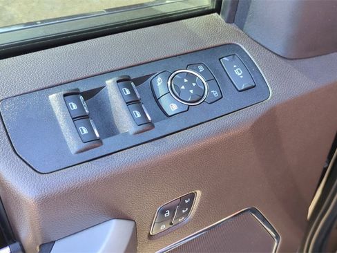 Used 2021 Ford F450 King Ranch w/ King Ranch Ultimate Package image 14