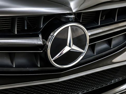 Used 2020 Mercedes-Benz C 300 Sedan image 12