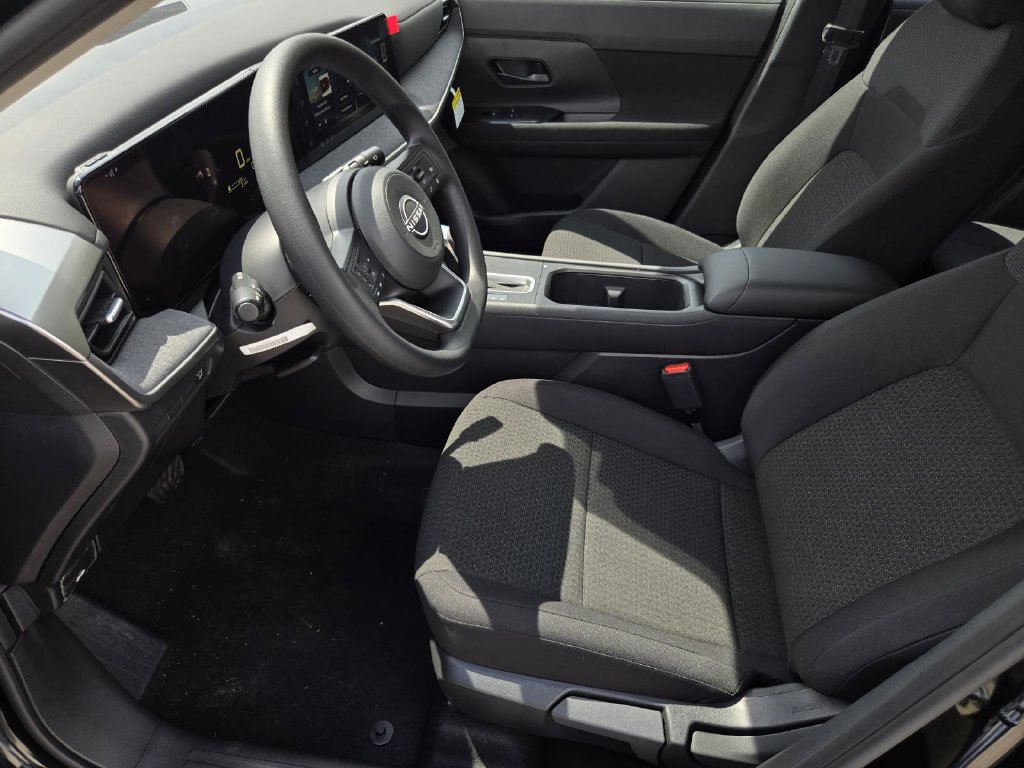 New 2027 Nissan Kicks S FWD image 18
