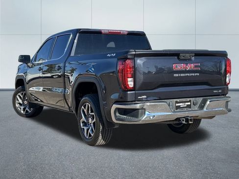 Used 2023 GMC Sierra 1500 SLE image 37