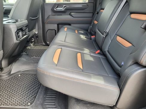 Used 2024 GMC Sierra 2500 AT4 w/ AT4 Premium Plus Package AWD/4WD image 26