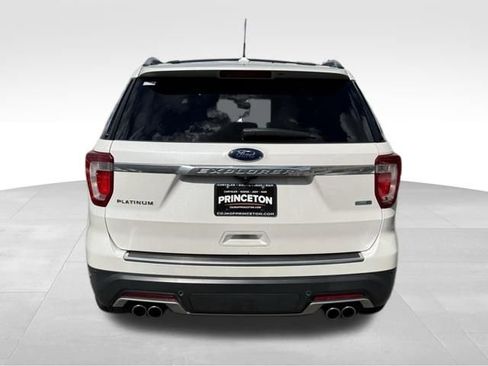 Used 2018 Ford Explorer Platinum image 6