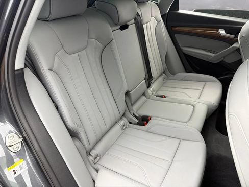 Used 2023 Audi Q5 e Premium Plus AWD/4WD image 26