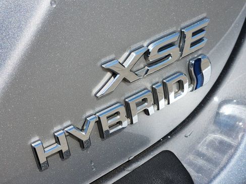 Used 2024 Toyota Camry XSE w/ Cold Weather Package FWD image 12