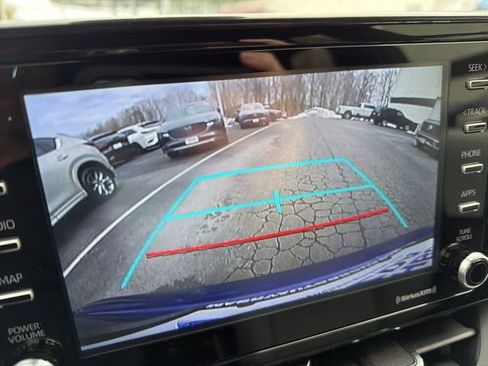 Used 2021 Toyota Corolla SE image 30