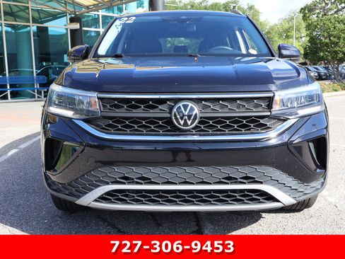 Used 2022 Volkswagen Taos SE w/ IQ.Drive SE Package AWD/4WD image 12
