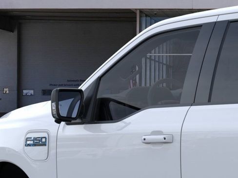 New 2025 Ford F150 Lightning Flash AWD/4WD image 20