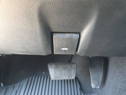 Used 2025 RAM 2500 Tradesman AWD/4WD image 33