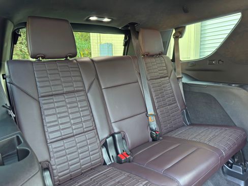 Used 2022 Cadillac Escalade Sport Platinum AWD/4WD image 47