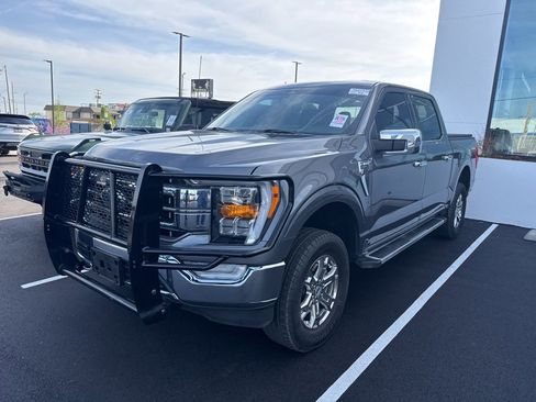 Used 2023 Ford F150 Lariat image 3