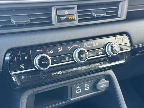 Used 2024 Honda Pilot Elite image 20