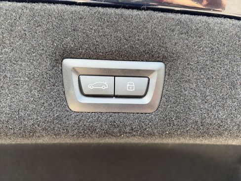 Used 2026 BMW 740i RWD image 35