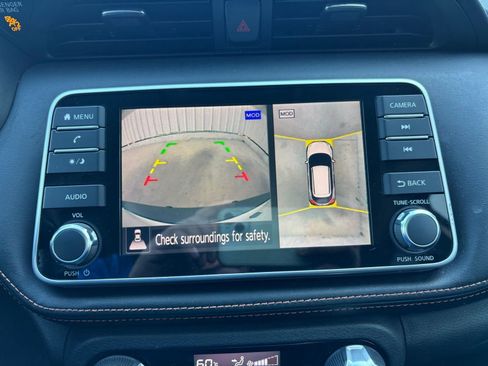 Used 2020 Nissan Kicks SR w/ Exterior Package image 23