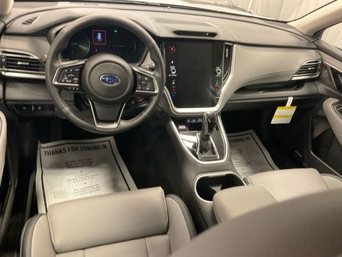Used 2025 Subaru Outback Limited AWD/4WD image 28