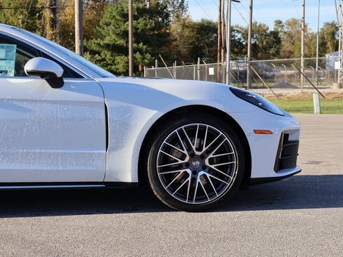 New 2026 Porsche Panamera image 10