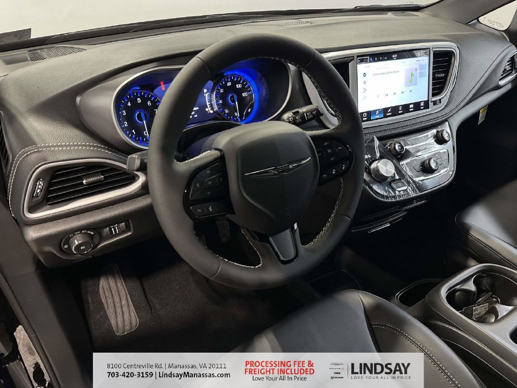 New 2026 Chrysler Pacifica Select w/ S Appearance Package FWD image 15