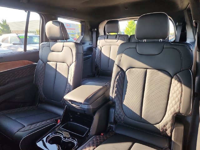 Used 2026 Jeep Grand Cherokee L Summit AWD/4WD image 28