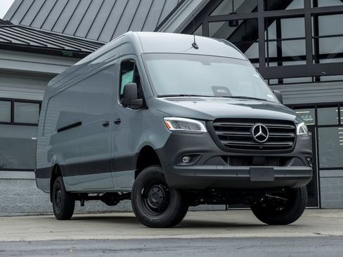 New 2026 Mercedes-Benz Sprinter 2500 image 1