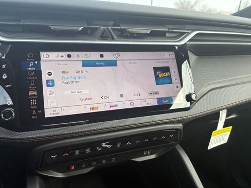 New 2026 Jeep Cherokee Overland w/ Advanced Pro Tech Group image 16