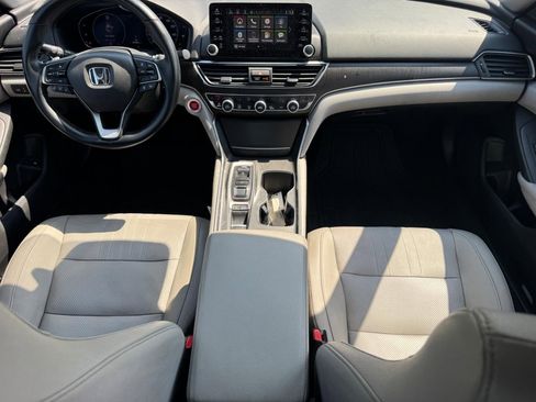 Used 2019 Honda Accord Touring image 20