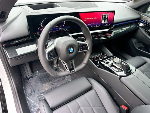 Used 2026 BMW 530i xDrive 530i xDrive w/ Executive Package image 9