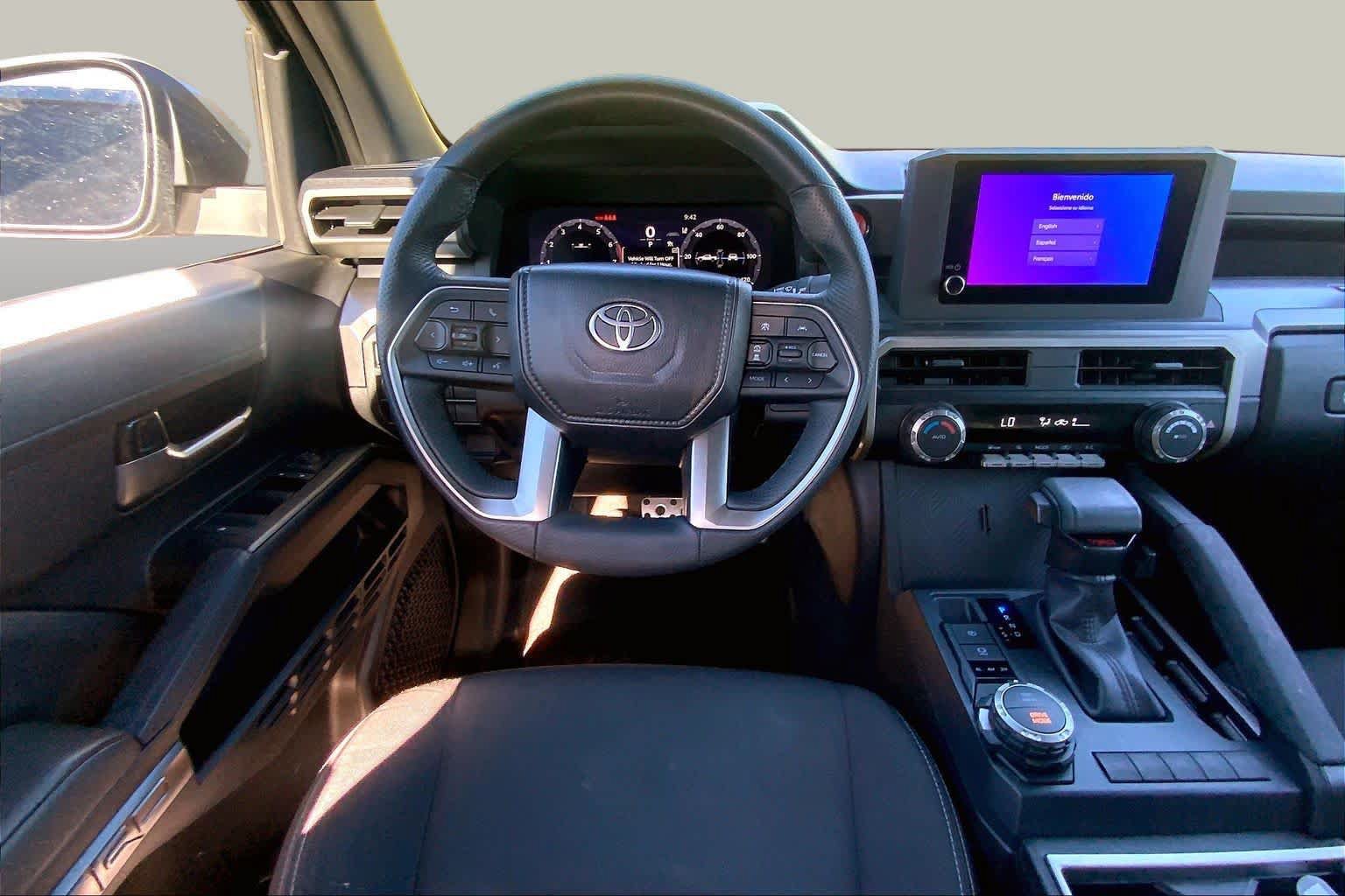 Used 2025 Toyota Tacoma TRD Sport AWD/4WD image 6
