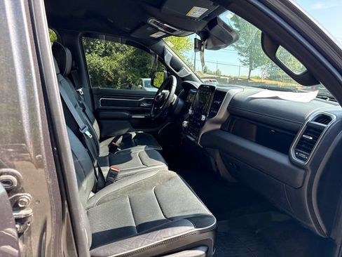 Used 2023 RAM 1500 Laramie AWD/4WD image 9