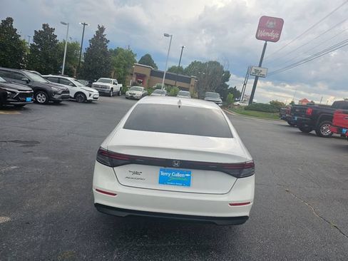 Used 2024 Honda Accord EX image 7