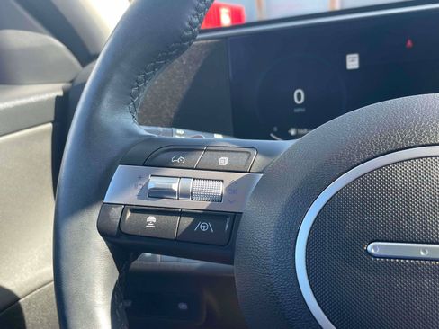 Used 2024 Hyundai Kona Limited AWD/4WD image 21