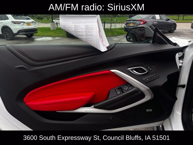 Used 2017 Chevrolet Camaro LT RWD image 14