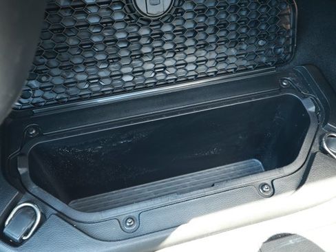Used 2019 RAM 1500 Laramie AWD/4WD image 32
