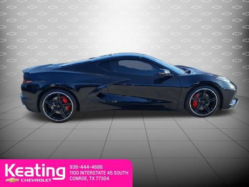 Used 2024 Chevrolet Corvette Stingray Coupe RWD image 4