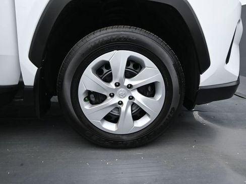 Used 2025 Toyota RAV4 LE image 16