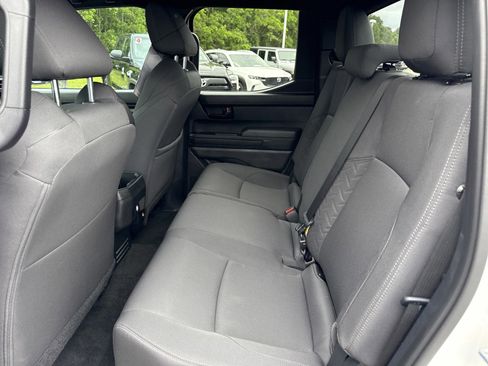 Used 2024 Toyota Tacoma SR5 AWD/4WD image 13